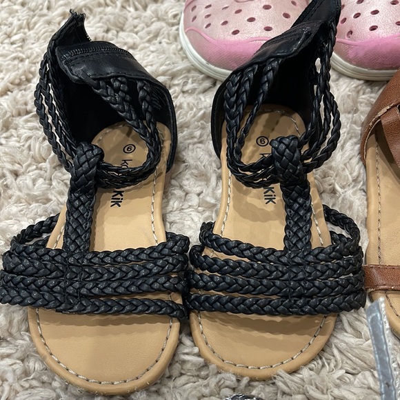 Size 6 Toddler Shoe Bundle - Picture 3 of 5